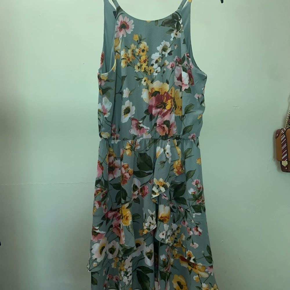 iZ Byer Sage Green Knee Length Dress